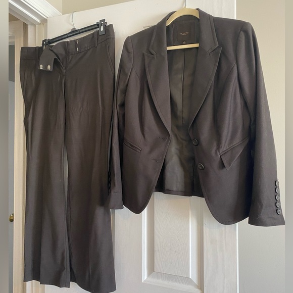 Women’s suit set - Picture 2 of 5